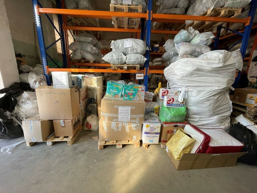 Более тонны гуманитарной помощи беженцам из ДНР и ЛНР собрали сотрудники Группы ЭкоЛайн